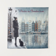 Winterfeiern im Schnee, mit Kätzchen