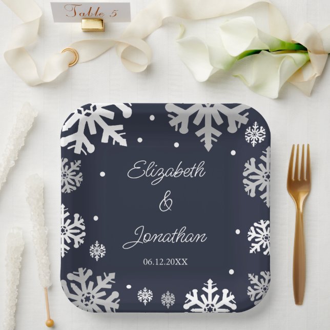 Winterhochzeit mit blauen Schneeflocken Pappteller (Hochzeit)