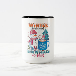 Winterküsse und Snowflake-Wünsche Zweifarbige Tasse