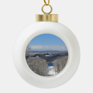 Winterlandschaft auf dem Landeplatz Keramik Kugel-Ornament