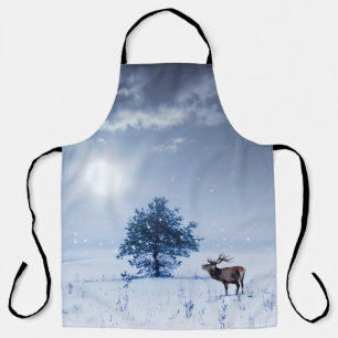 Winterlandschaft in blauer Farbe. Einmaliger Baum Schürze