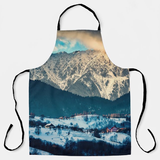 Winterlandschaft in Karpaten. Bran, Rom Schürze (Vorderseite)