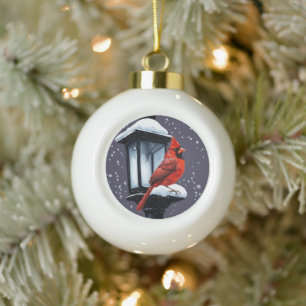Winterlandschaft mit Kardinalvogel auf einer Straß Keramik Kugel-Ornament