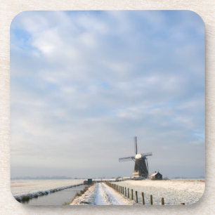 Winterlandschaft mit Schnee und Windmühle in Holla Getränkeuntersetzer