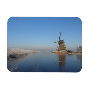 Winterlandschaft mit Windmühle und Eis Magnet