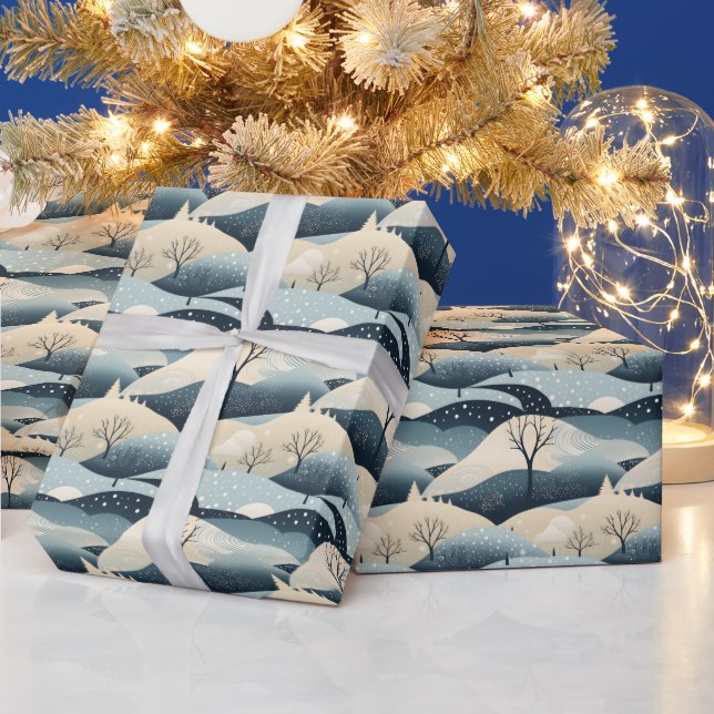 Winterliche Szene Bäume Berge Schnee Geschenkpapier (Feiertage)