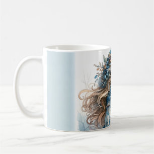 Wintermädchen mit Vogel im blauen Blumenmantel Kaffeetasse