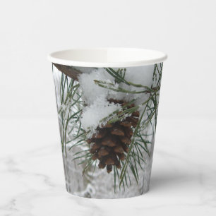 Winternaturfotografie von Snowy Pine Branch Pappbecher