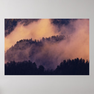 Winternebel im Tal bei Sonnenuntergang von Morton Poster