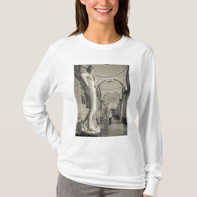 Winterpalast und Kulturmuseum T-Shirt (Vorderseite)