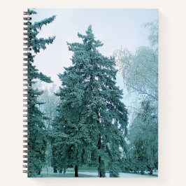 Winterpine mit Schnee Notizbuch