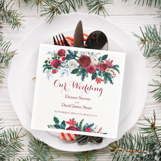 Winterrustikale Bordeaux-Hochzeit mit grünem Pinie Serviette (Von Creator hochgeladen)