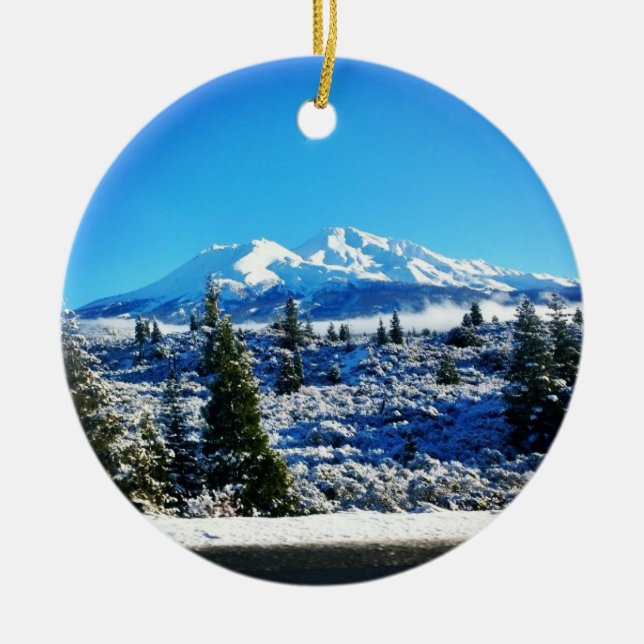 Winterschnee am Berg Shasta, CA Keramik Ornament (Vorne)