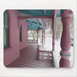 Winterschneefall auf rosa Porch - Martha's Vineyar Mousepad