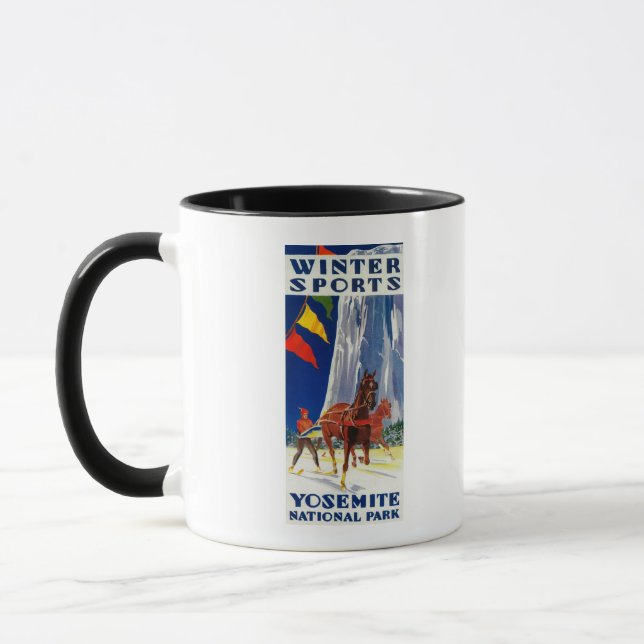 Wintersport in Yosemite PosterYosemite, CA Tasse (Links)