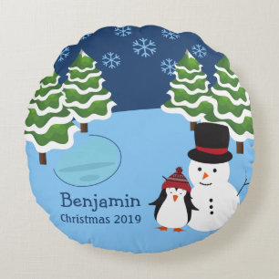 Winterurlaub Penguin und Schneemann Weihnachten Rundes Kissen