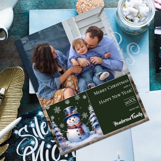 Winterwald Snowman Weihnachtsfest Foto | Green Feiertagskarte (Green Winter Forest Snowman Christmas Photo Holiday Card)