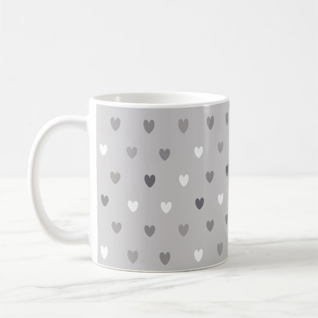 Winzige Polka-Herzen in Grautönen Kaffeetasse (Links)