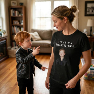 Winziger Boss, große Attitüde Individuelles Kinder T-Shirt