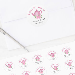 Wir erwarten, dass ein Baby-Mädchen rosa Teekanne Runder Aufkleber