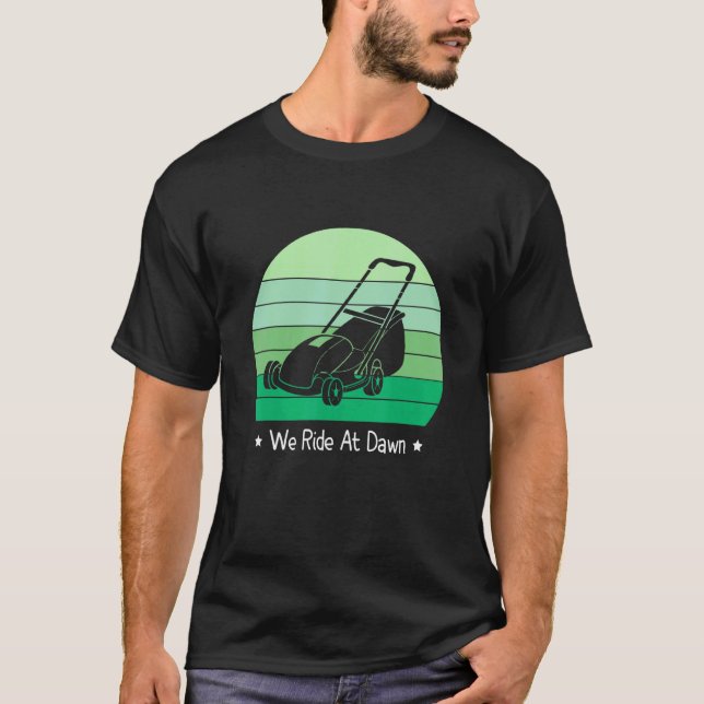 Wir fahren auf dem Morgenmäher Rasenmäher Vater Y T-Shirt (Vorderseite)