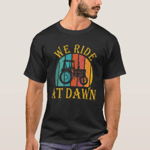 Wir fahren bei Dawn Lawnmäwer Vintag Retro Lawn Mo T-Shirt