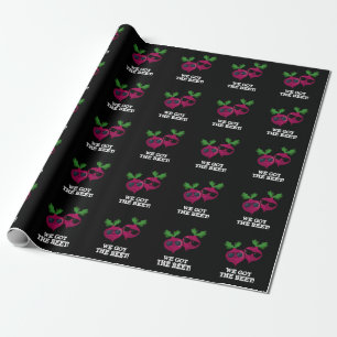 Wir Got die Beet Funny Veggie Pun Dark BG Geschenkpapier