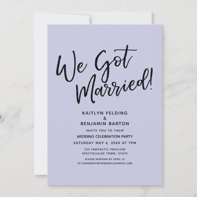 Wir Got Verheiratet! Lässiger Simple Lavender Empf Einladung (Vorderseite)