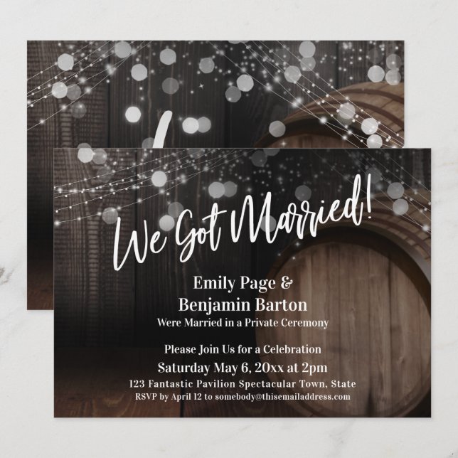 Wir Got Verheiratete Rustikale Holzfass und Lichte Einladung (Vorne/Hinten)