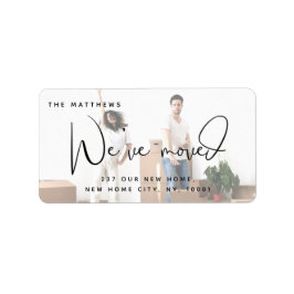 Wir haben das neue Zuhause-Foto verschoben und änd Adressaufkleber