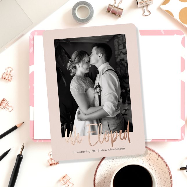 Wir haben die Ankündigung Real Foil Headline (Von Creator hochgeladen)