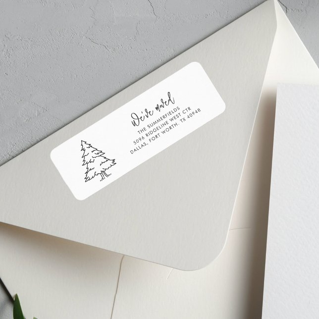 Wir haben die Weihnachtsbaum bewegende Rücksendead (Christmas Tree Family Name Moving White Return Address Label)