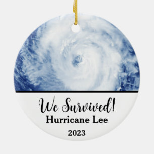 Wir haben überlebt! Hurrikan-Lee 2023 Keramik Ornament
