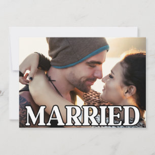 Wir haben Verheiratetes modernes Hochzeitssemble e Ankündigung