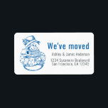Wir haben Vintage Weihnachten Snowman neue Adresse Adressaufkleber<br><div class="desc">Wir haben das Retourenschild mit einem Weihnachtsschneemobild umgezogen,  fügen einfach Ihren Familiennamen und Ihre Adresse in blau und schwarz stilvoller moderner Typografie hinzu. Feierliche Feiertage bewegende Ankündigung für Ihren Adresswechsel. Exklusiv für Sie entworfen von Happy Dolphin Studio. Wenn Sie Fragen haben,  kontaktieren Sie uns bitte über unseren Shop!</div>