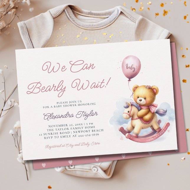 Wir können frühzeitig auf die Rocking Horse Baby D Einladung (we can bearly wait baby girl shower invitation teddy bear cute rocking chair cowboy western pink)
