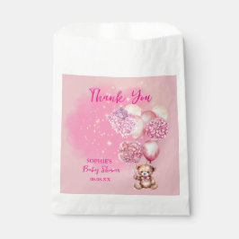 Wir können frühzeitig warten, pink Hydrangeas und Geschenktütchen