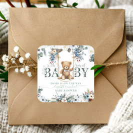 Wir können Teddy Bear Sage Green warten Quadratischer Aufkleber