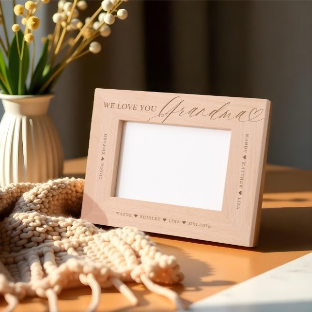 Wir Liebe Sie Großmutter-Script-Herz-Großmutter-Na Geätzte Rahmen (We Love You Grandma Script Heart Grandkid Names Etched Frames)