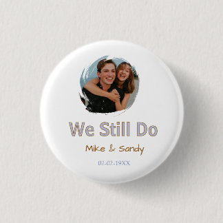 Wir machen immer noch Namen Paar lila Pastell brau Button