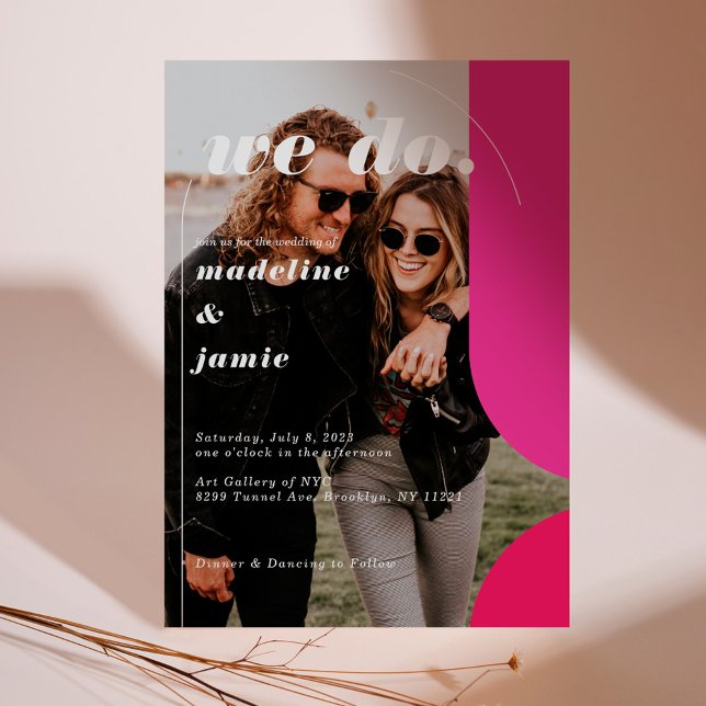 Wir machen modernes rosa Magenta Retro Abstraktes  Einladung (We Do Modern Pink Magenta Retro Abstract Photo Invitation)