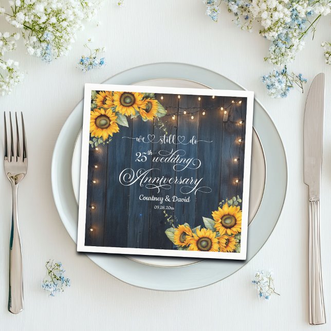 Wir machen noch 25. Wedding Anniversary String Lig Serviette (Von Creator hochgeladen)