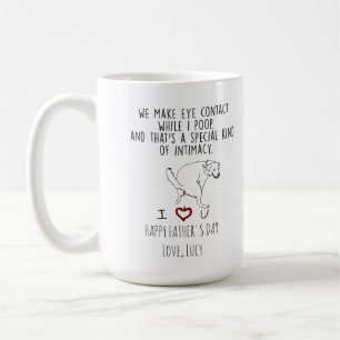 Wir nehmen Augenkontakt auf, während ich kackte Kaffeetasse