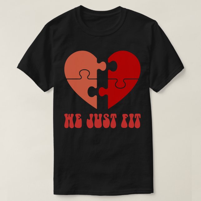 Wir passen einfach. T-Shirt (Design vorne)