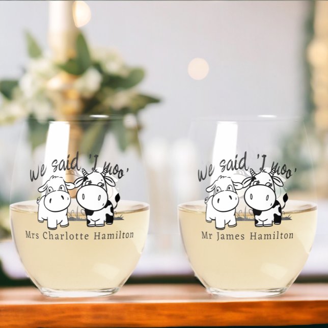 Wir sagten, ich Moo Cow dachte Hochzeit Weinglas Ohne Stiel (We Said I Moo Cow Themed Wedding Stemless Wine Glasses from Ricaso. Personalized with names)