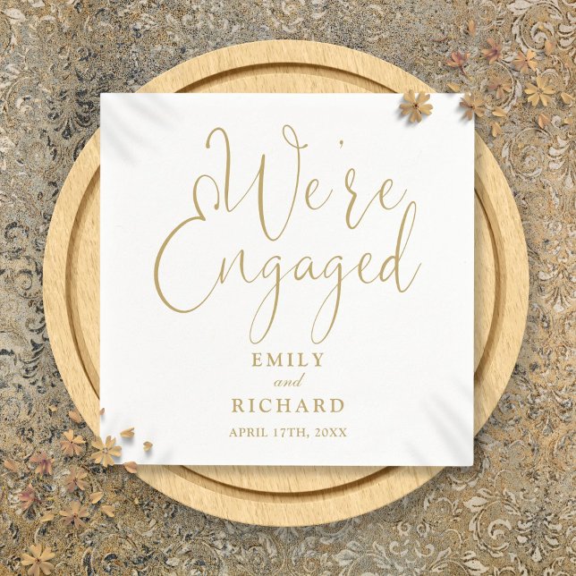 Wir sind eine Verlobte Gold-Script-Engagement-Part Serviette (We're Engaged Gold Script Engagement Party Napkins)