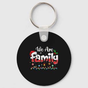 Wir sind Familie 2025 Weihnachts-Pyjama Lustig Pas Schlüsselanhänger