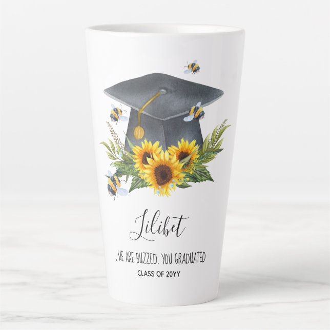WIR SIND GEBÜHRT! ABSCHLUSS Geschenk Personalisier Milchtasse (Vorderseite)