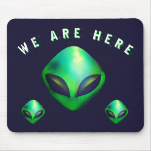 "Wir sind hier" Grüner Alien-Kopf Mousepad