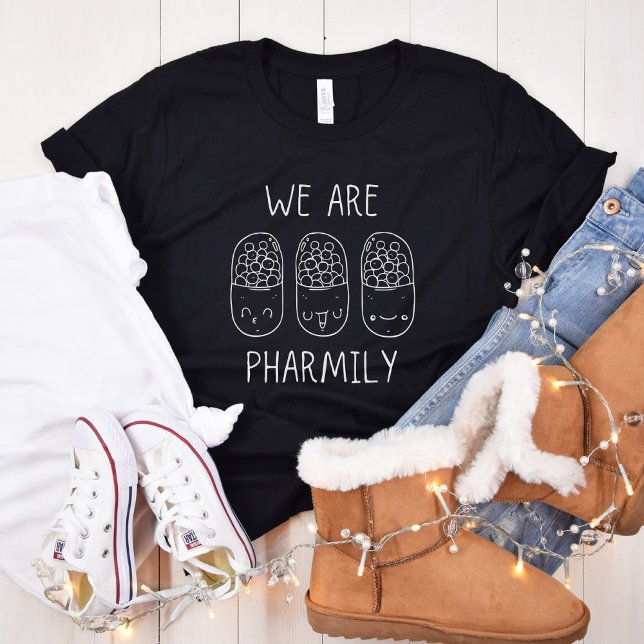 Wir sind Pharmisten | Funny Pharmacy Day | Technik T-Shirt (Von Creator hochgeladen)